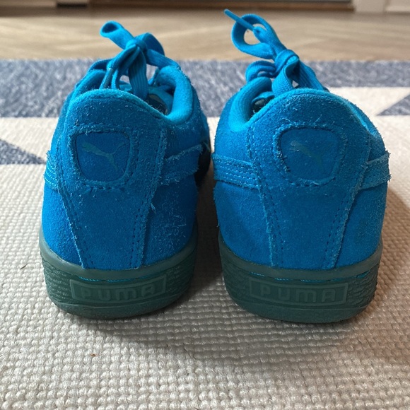 Puma Iced Fluro Suede Low Tops - Picture 6 of 7